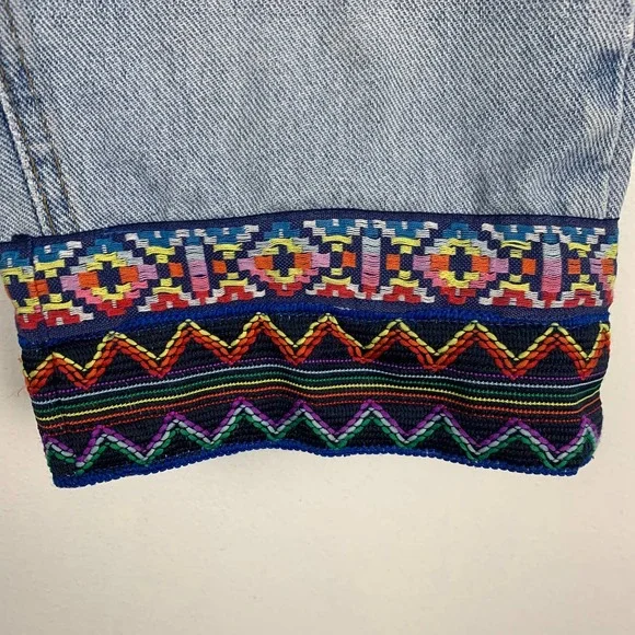 Vintage High Waisted Cropped Embroidered Hem Jeans - Picture 10 of 10